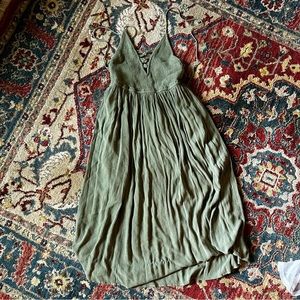 green lace up midi dress